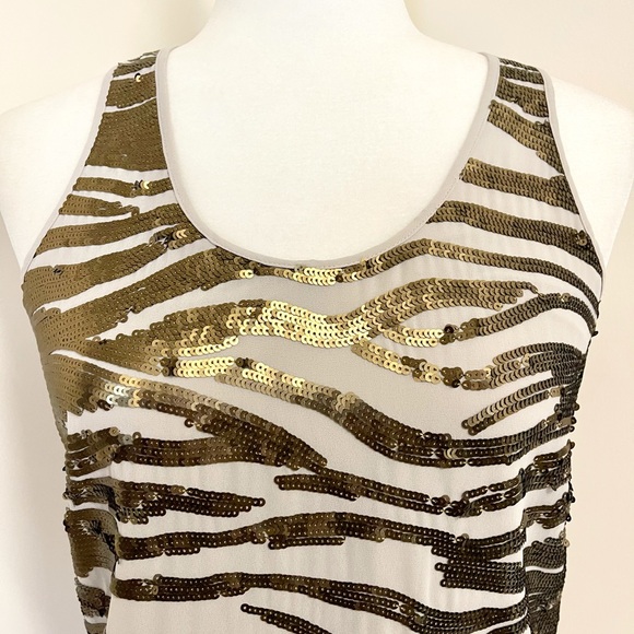 Gorgeous BCBGMAXAZRIA sparkling sequin top! - Picture 2 of 9